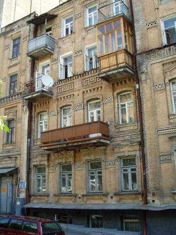 Киев, Владимира Антоновича ул., 11