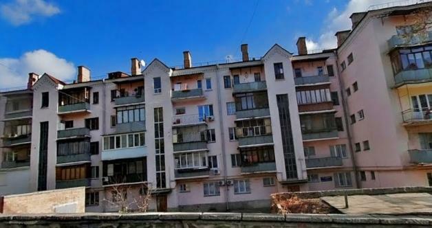 Київ, Володимира Винниченко вул., 2