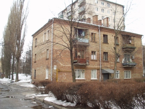 Киев, Васильченко ул., 12А