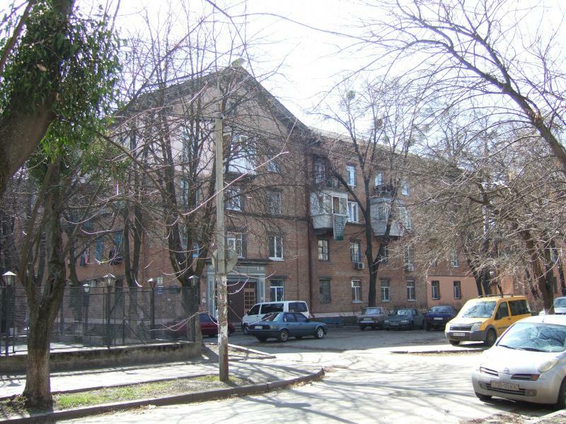Киев, Василия Чумака ул., 7