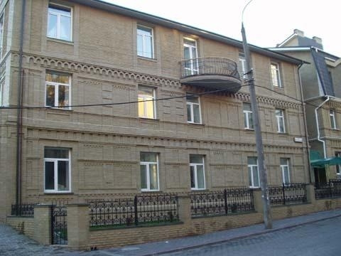 Киев, Контрактовая пл., 4А