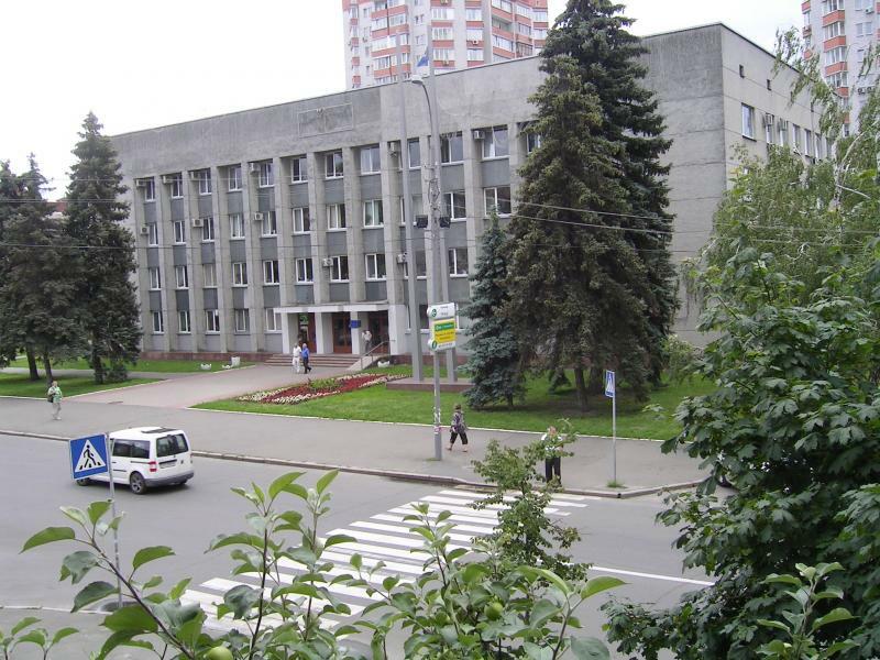 Київ, Праці бул., 1/1