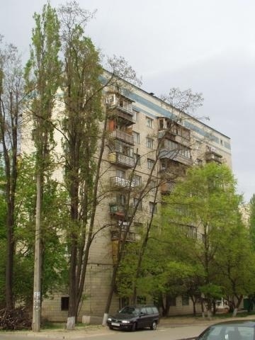 Киев, Чоколовский бул., 11