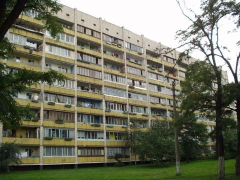 Киев, Горловская ул., 38/40