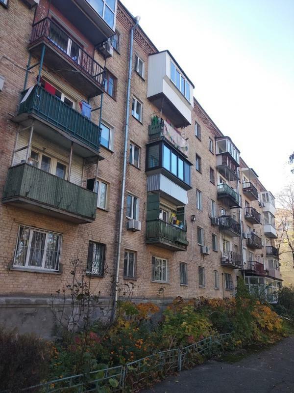 Продаж 60 м², Госпітальна вул., 24
