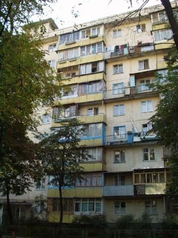 Киев, Дубровицкая ул., 3