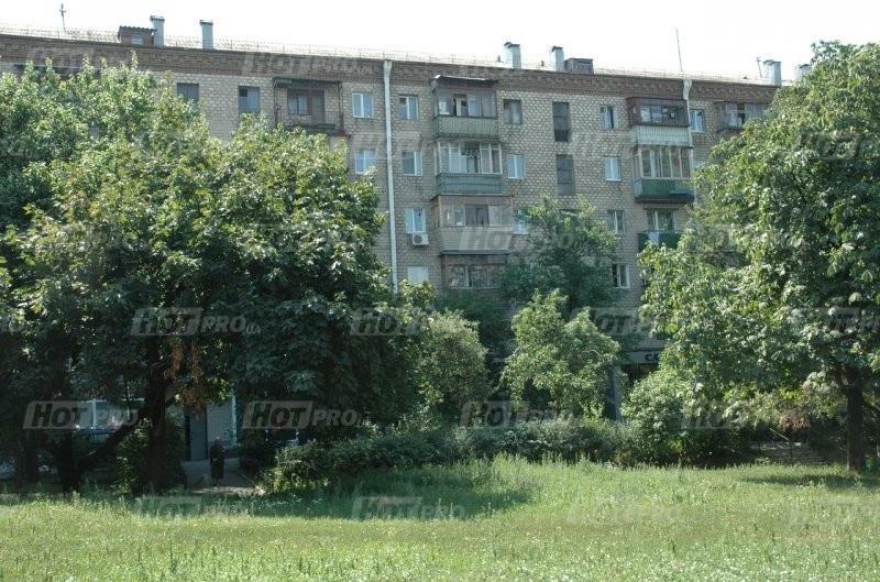 Киев, Дружбы Народов бул., 6