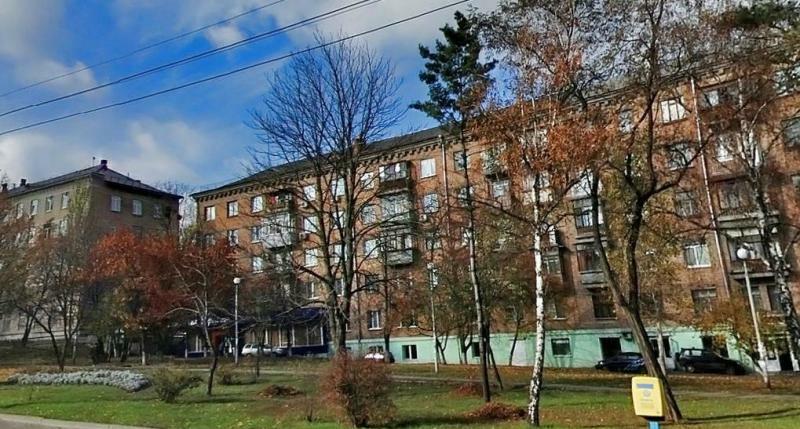 Киев, Дружбы Народов бул., 19А