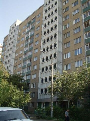 Киев, Дубровицкая ул., 10