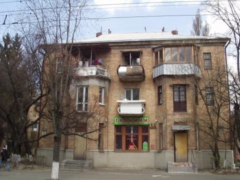 Киев, Донецкая ул., 22