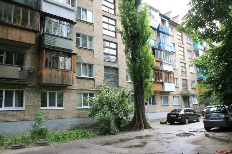 Киев, Донецкая ул., 3