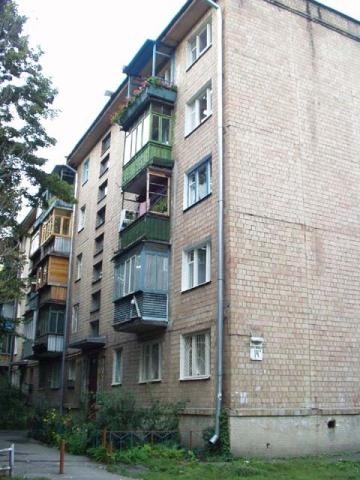 Оренда 1-кімнатної квартири 27 м², Дорогожицька вул., 14А