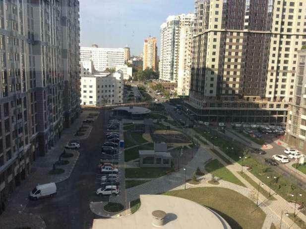 Киев, Дружбы Народов бул., 16А