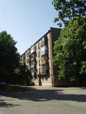 Киев, Дружбы Народов бул., 6Б