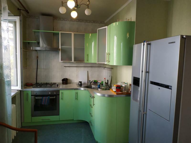 Київ, Лабораторний пров., 7а