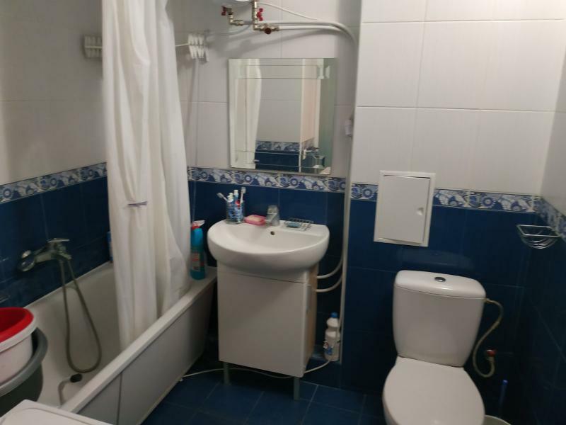 Київ, Лабораторний пров., 7а