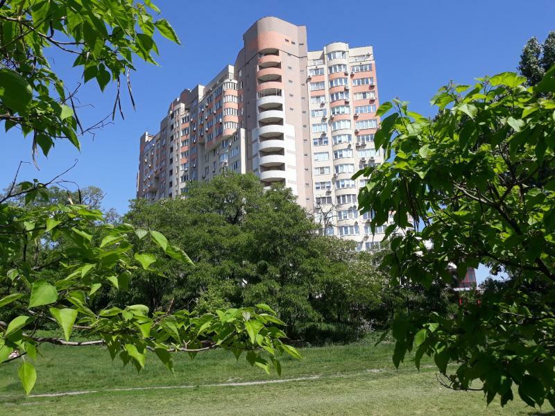Киев, Василия Касияна ул., 2/1