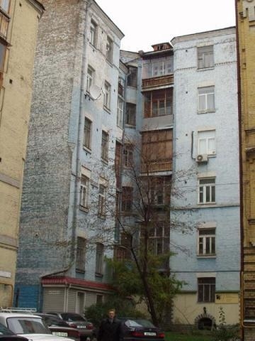 Киев, Жилянская ул., 9В