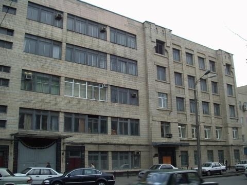 Київ, Жилянська вул., 25