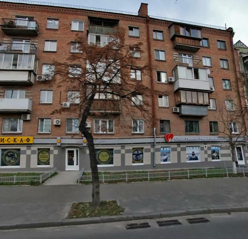 Київ, Жилянська вул., 62/64