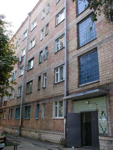 Київ, Зодчих вул., 12