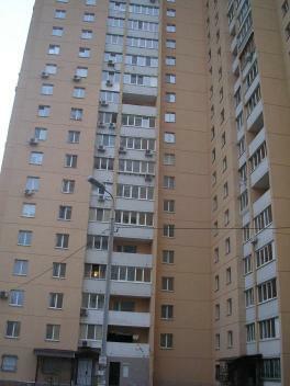 Киев, Дарницкий бул., 10А