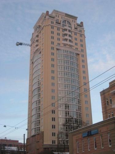 Киев, Дмитриевская ул., 102А