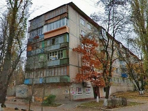 Киев, Гната Юры ул., 3