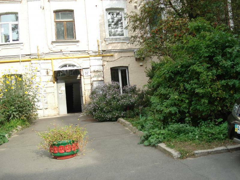 Киев, Гоголевская ул., 32