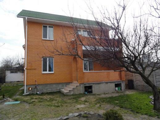 Киев, Гоголя ул., 8