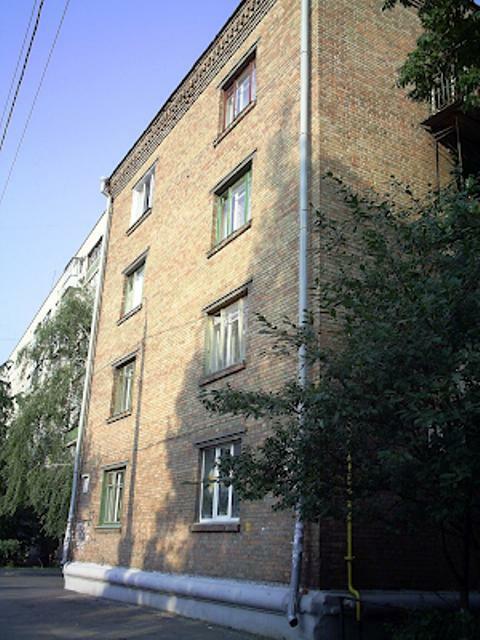Киев, Андрея Головко ул., 27