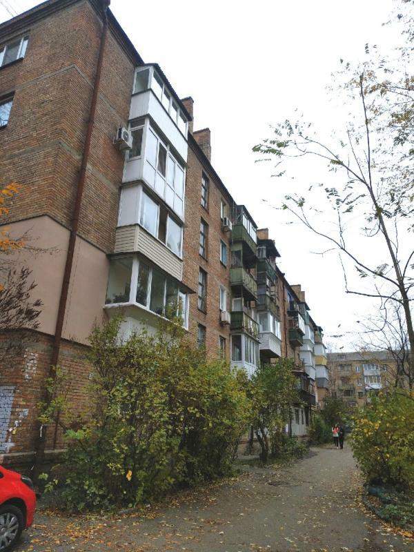 Киев, Андрея Головко ул., 6