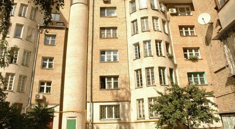 Київ, Введенська вул., 5