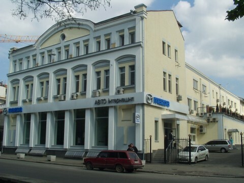 Киев, Верхний Вал ул., 66