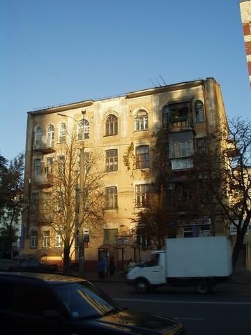 Киев, Владимира Антоновича ул., 59