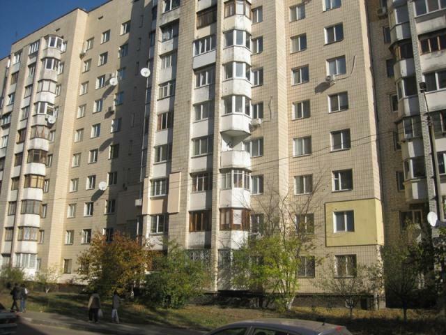 Киев, Клавдиевская ул., 36