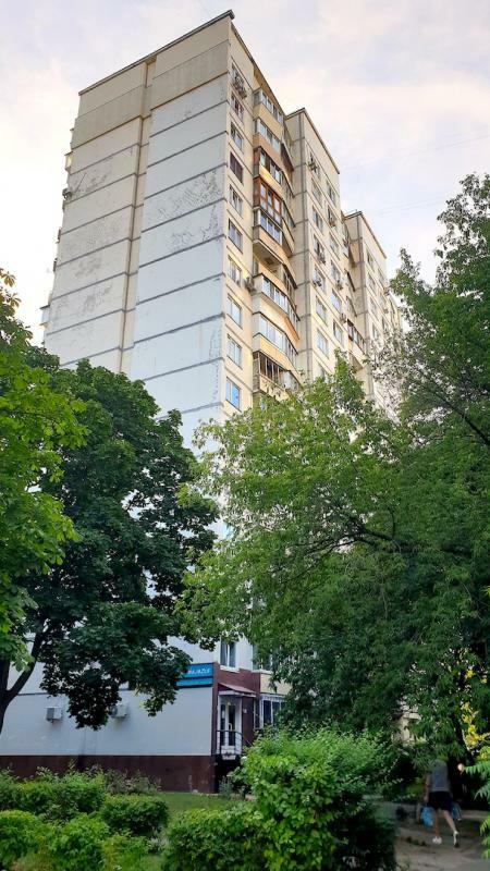 Киев, Митрополита Василия Липковского ул., 26