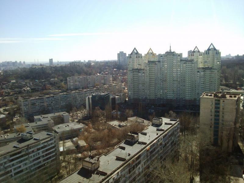 Київ, Митрополита Василя Липковського вул., 18В