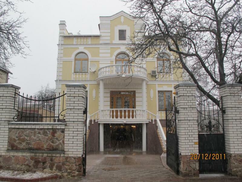 Киев, Звездный пер., 9/2
