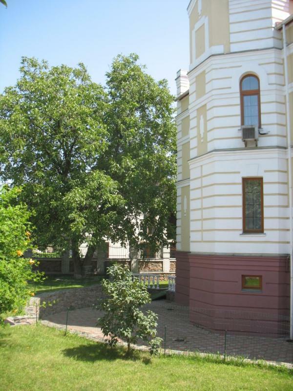Киев, Звездный пер., 9/2