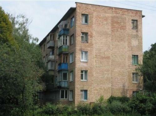 Киев, Зодчих ул., 18А