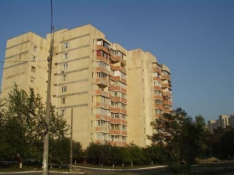 Киев, Ирпенская ул., 69