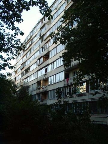 Київ, Генерала Наумова вул., 23Б