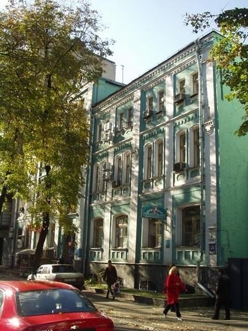 Київ, Бульварно-Кудрявська вул., 4