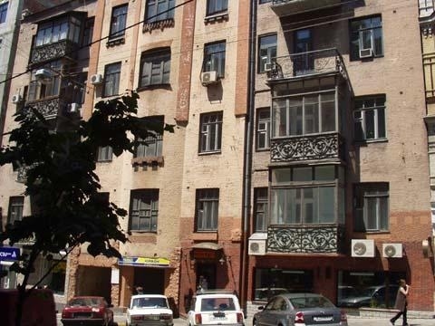 Киев, Бульварно-Кудрявская ул., 32