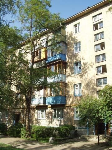 Киев, Воскресенская ул., 7А