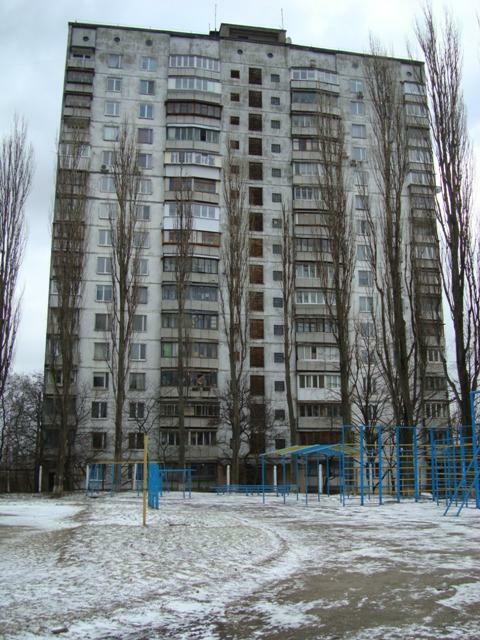 Київ, Волгоградська вул., 27