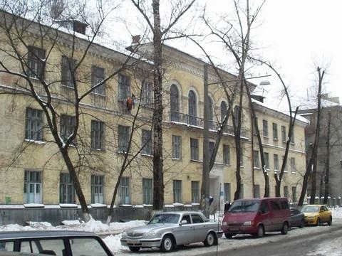 Киев, Василия Сурикова ул., 5