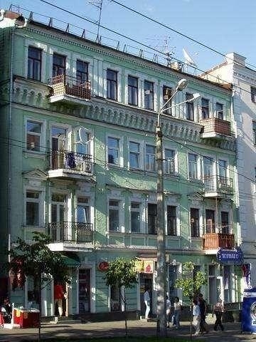 Киев, Льва Толстого ул., 8