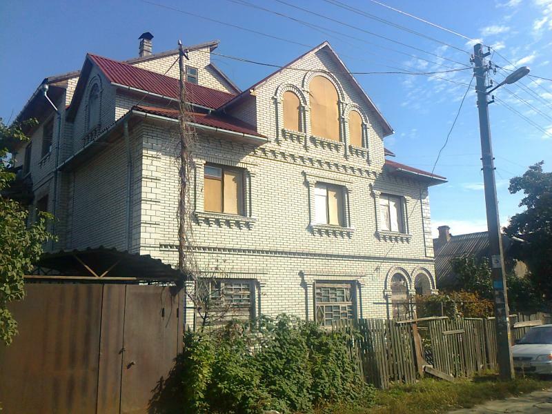 Киев, Магистральная ул., 1А